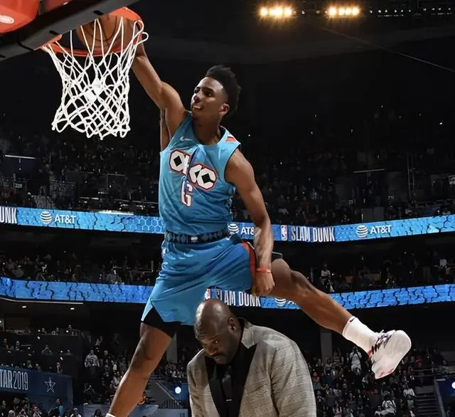 希腊男篮轻取美国男篮,拉文打破历史纪录 希腊男篮轻取美国男篮,拉文打破历史纪录