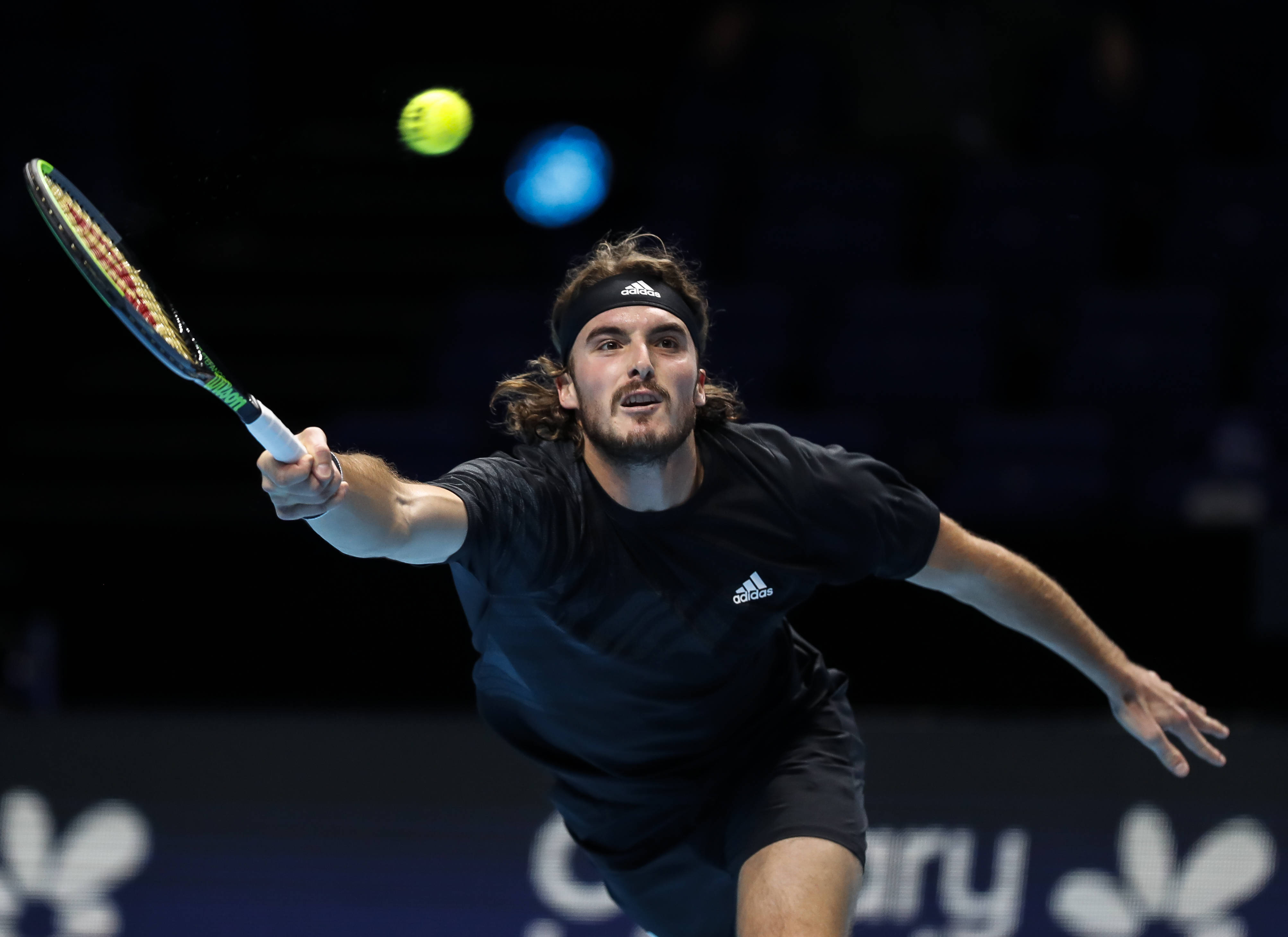 世界网球队强势日本网球队，西西帕斯惊艳世界