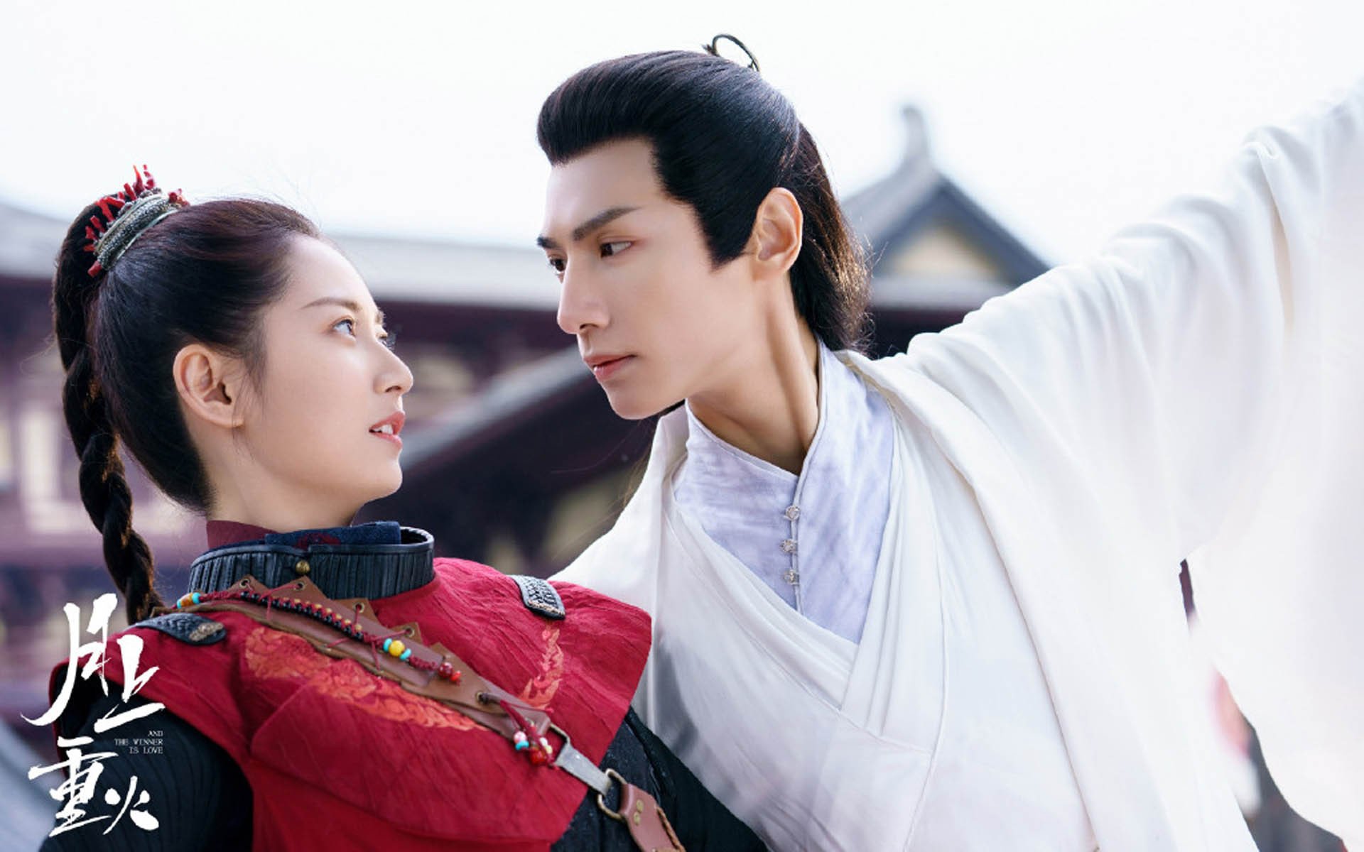 引擎怒吼与冰人之子的微笑，雷诺在阿塞拜疆的战术翻盘与塞恩斯的关键一击