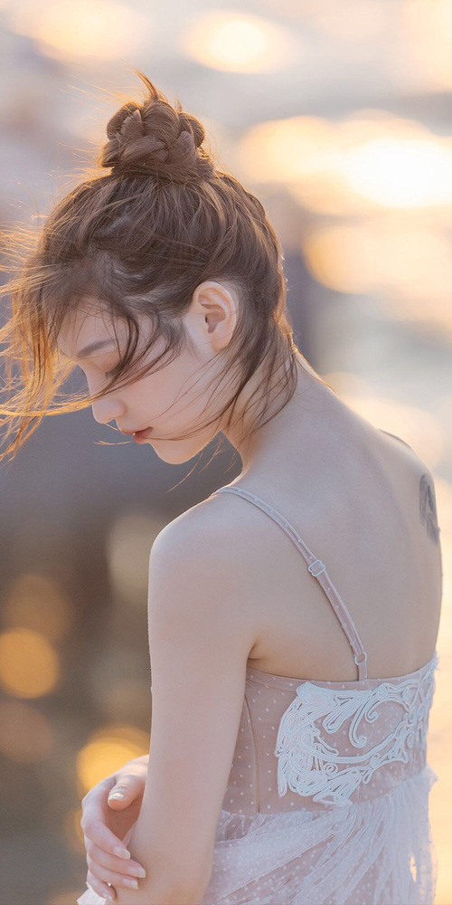 无声的膝盖，爆裂的夜记抢七夜库尔图瓦如何以沉默承载山岳