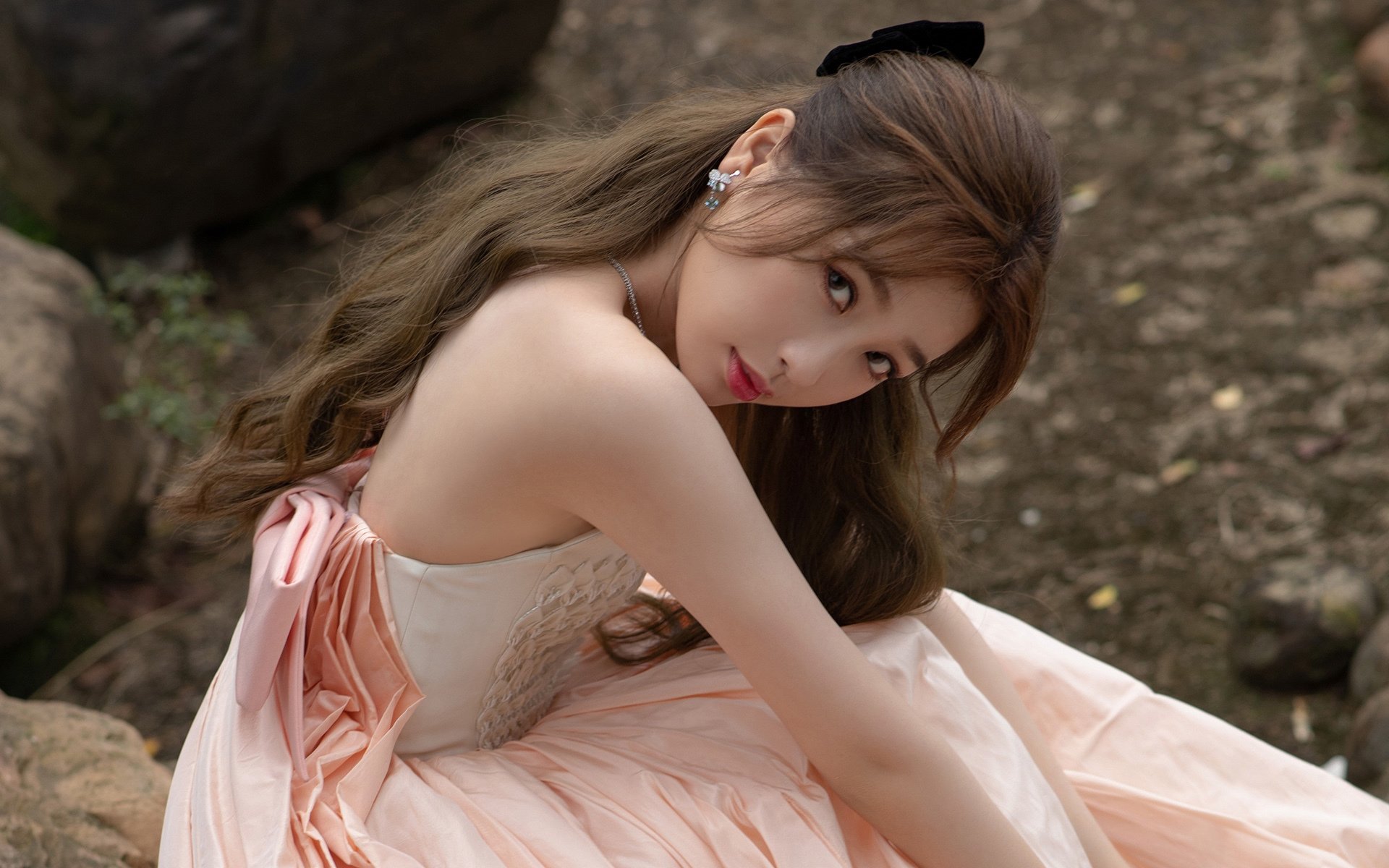 平行绿茵场,当瑞典铁血绞杀马竞,孙兴慜在亚平宁的黄昏中加冕