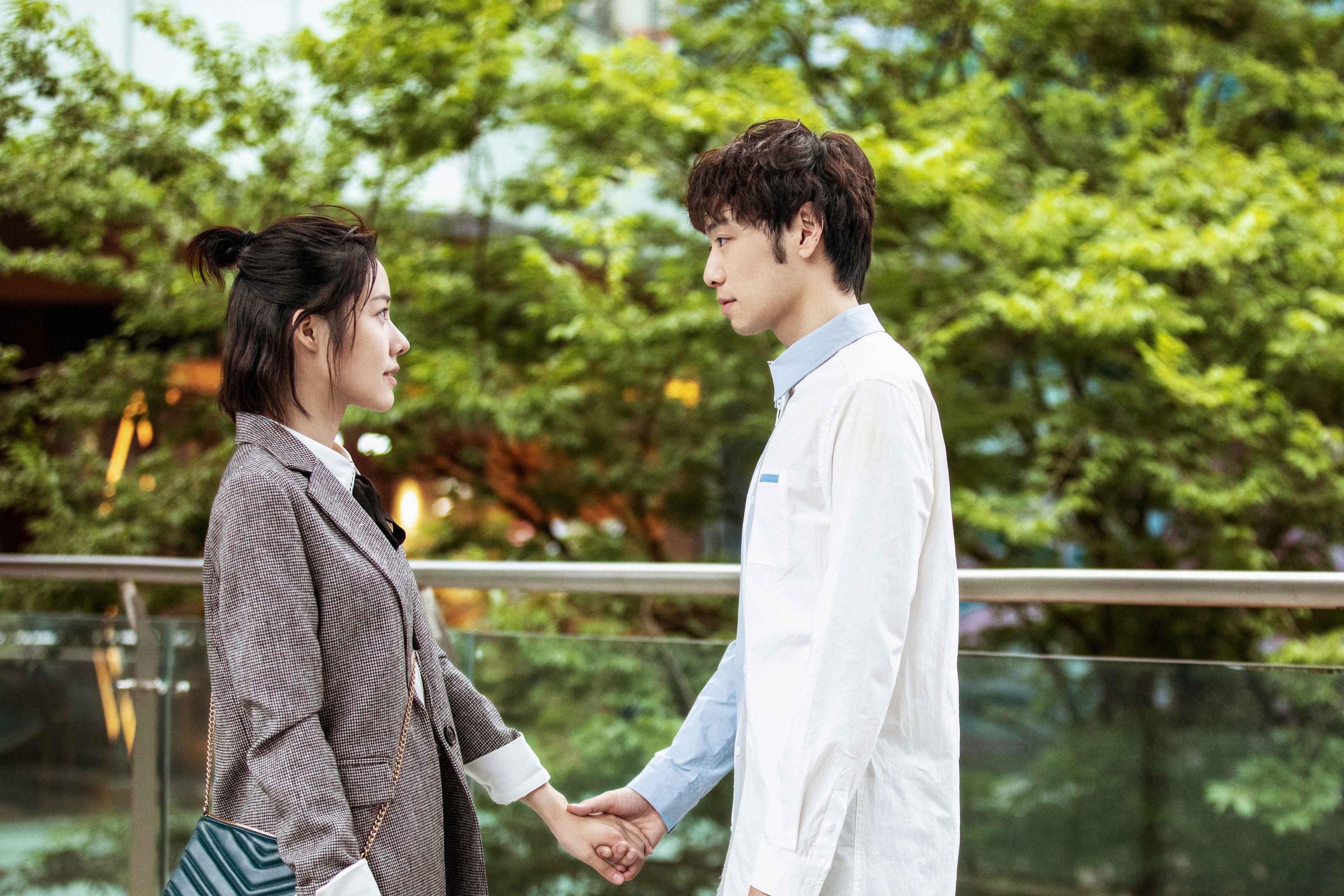 杰伦格林节奏完全掌控，湖人惊险逆转活塞